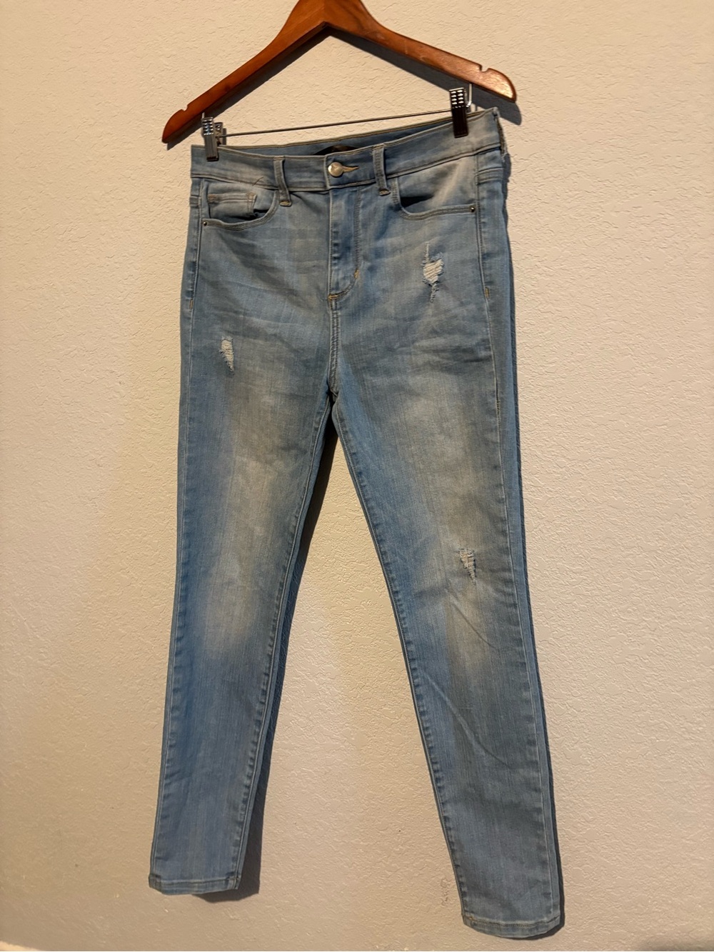 SP Black Label Light Blue Women's Slim Fit Distressed Jeans